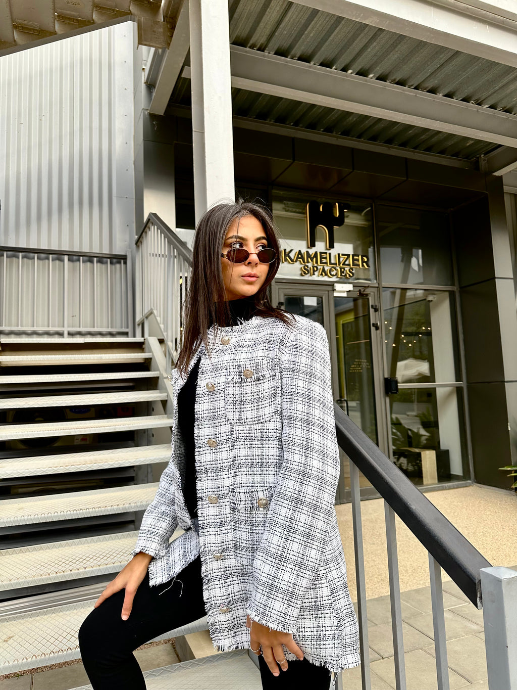 TWEED BLAZER IN WHITE