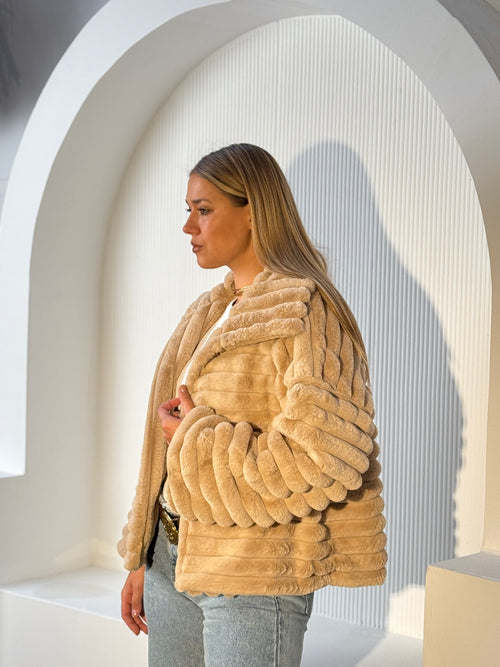 FUR JACKET IN BEIGE