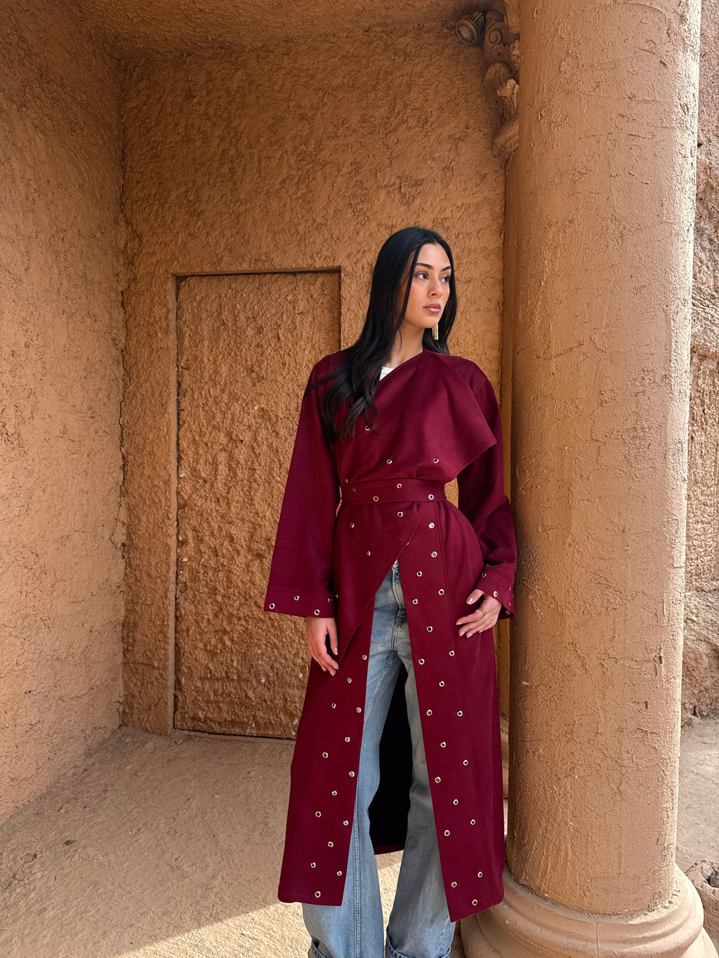 Daria Kaftan in Maroon