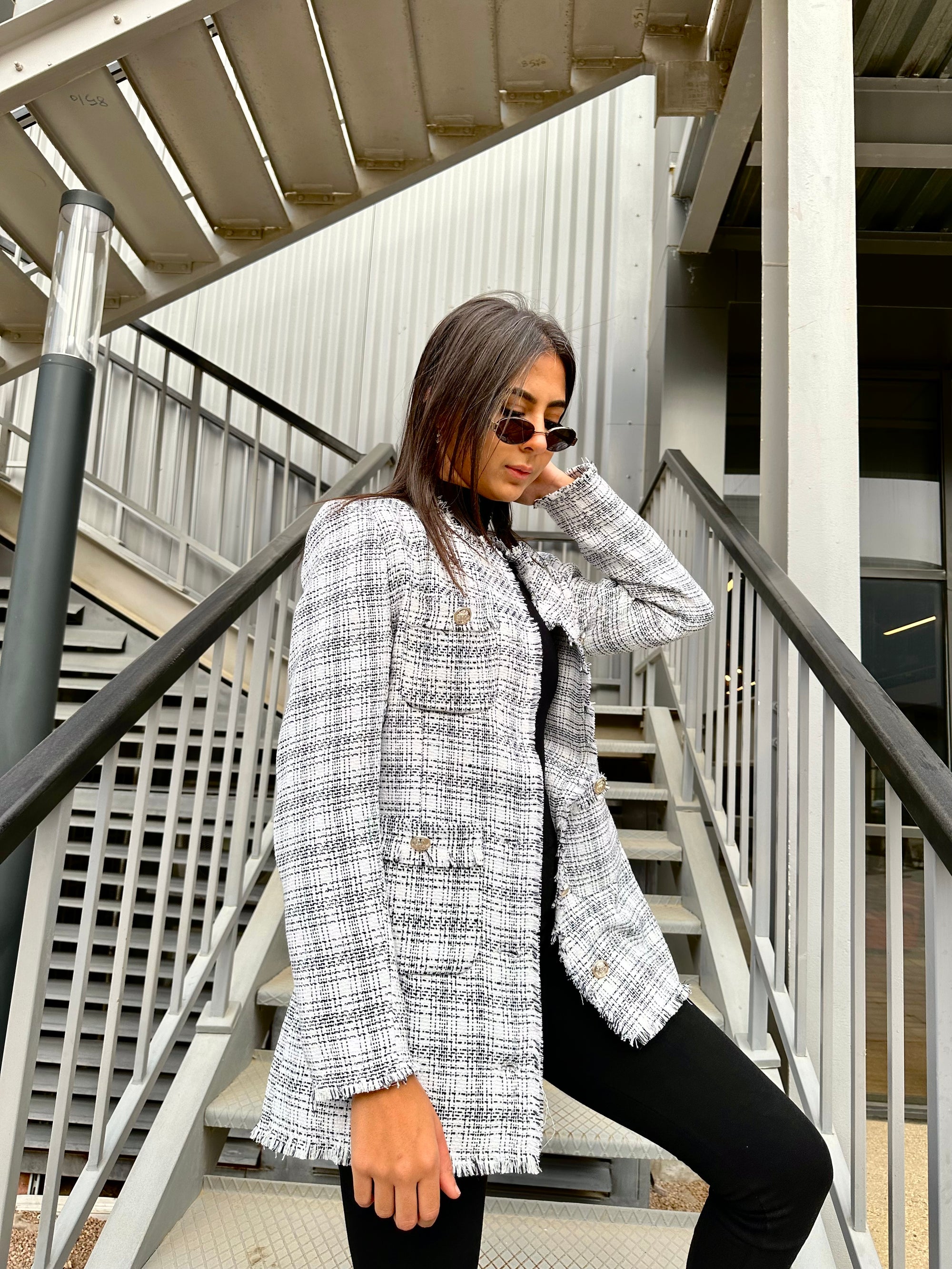 TWEED BLAZER IN WHITE