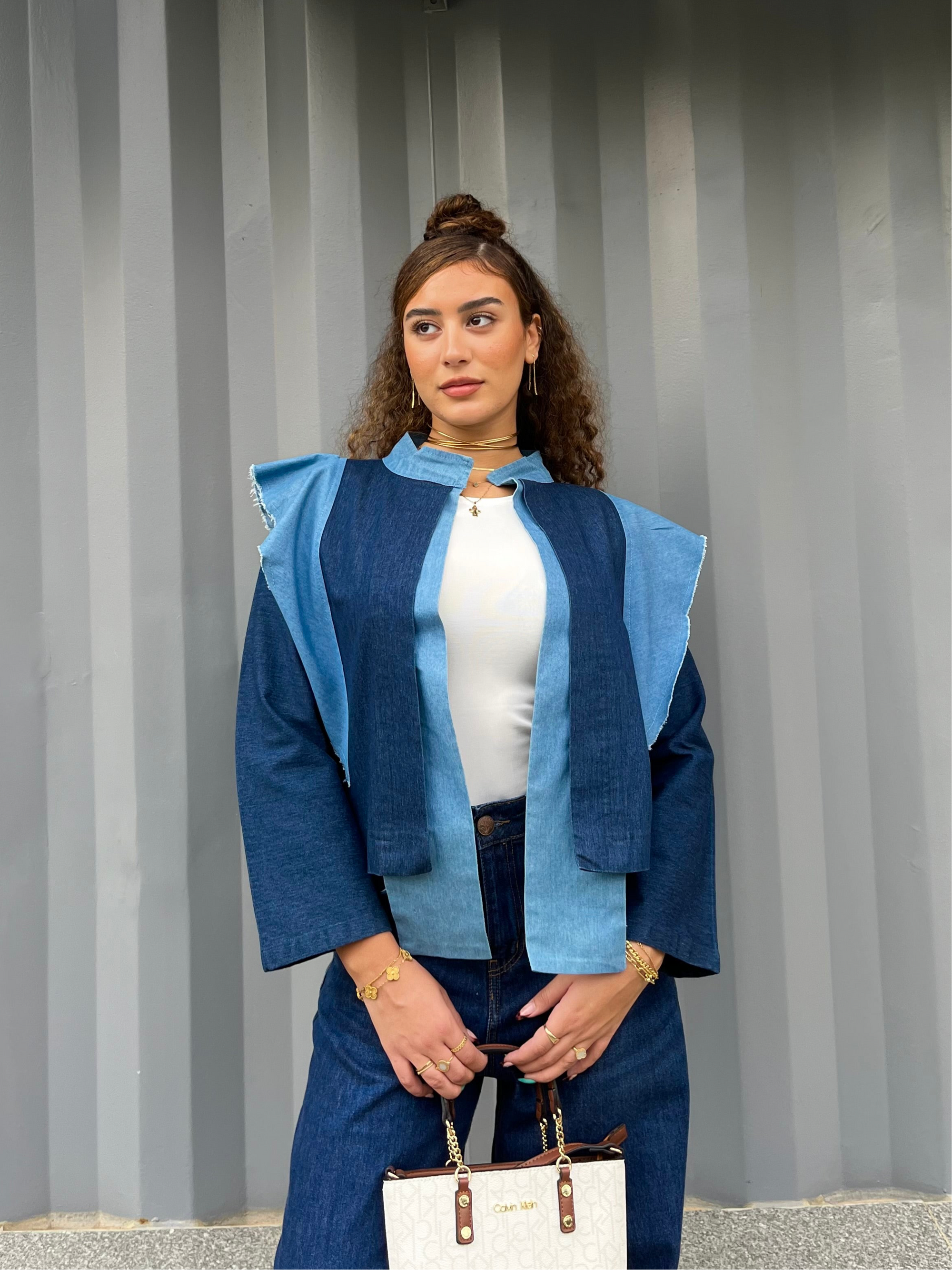 ICONIC DENIM IN BLUE