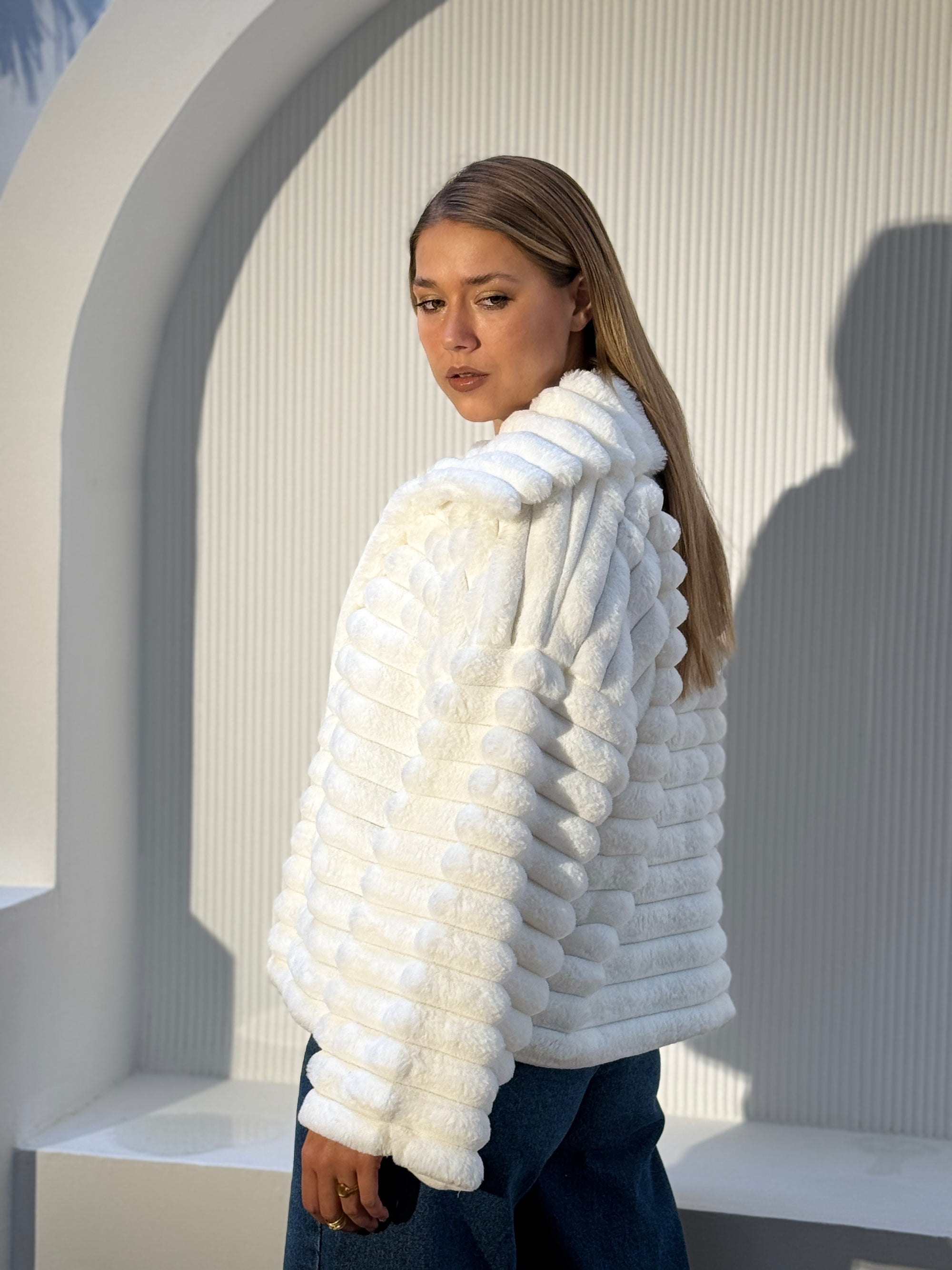 FUR JACKET IN WHITE