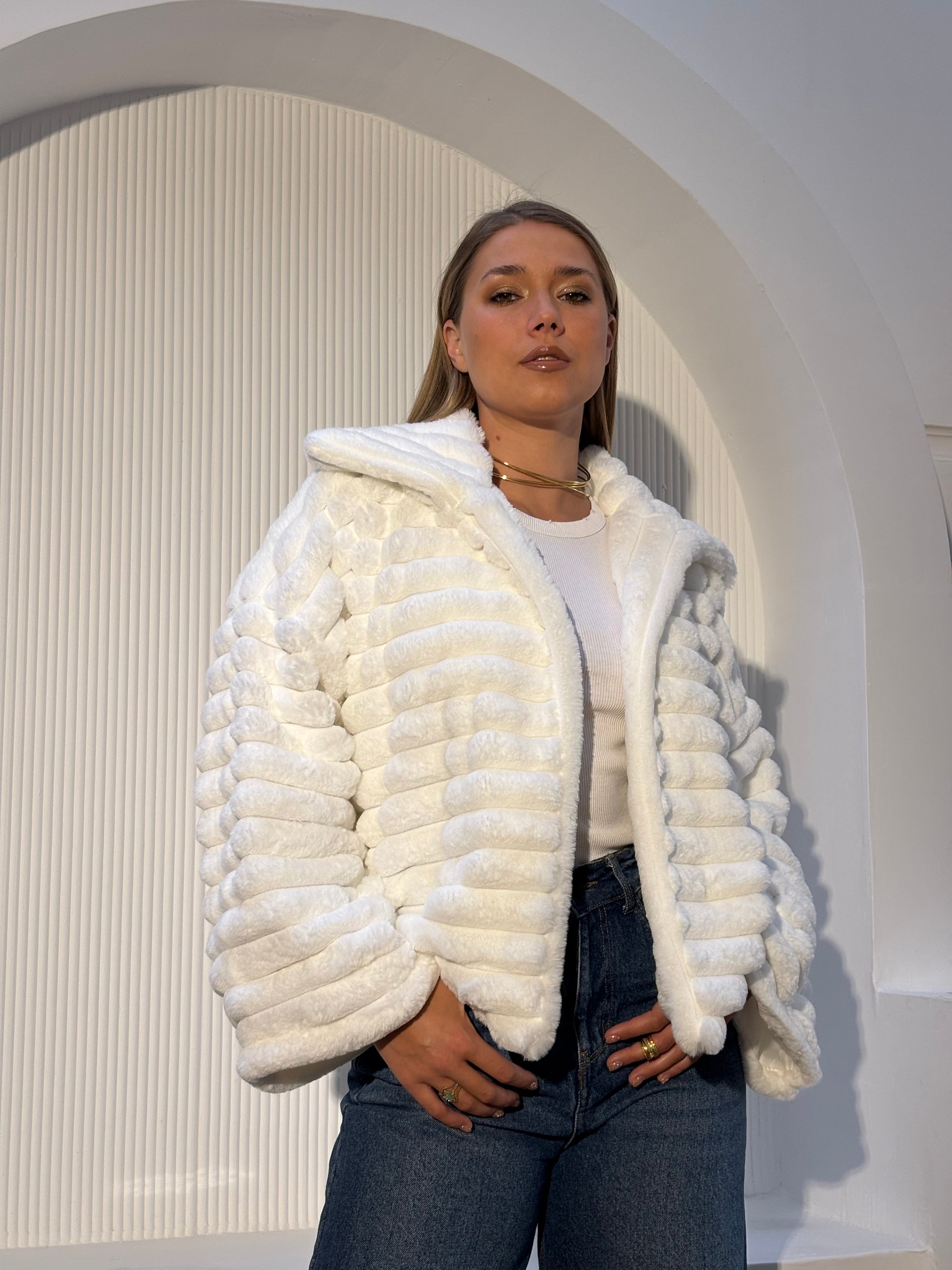 FUR JACKET IN WHITE